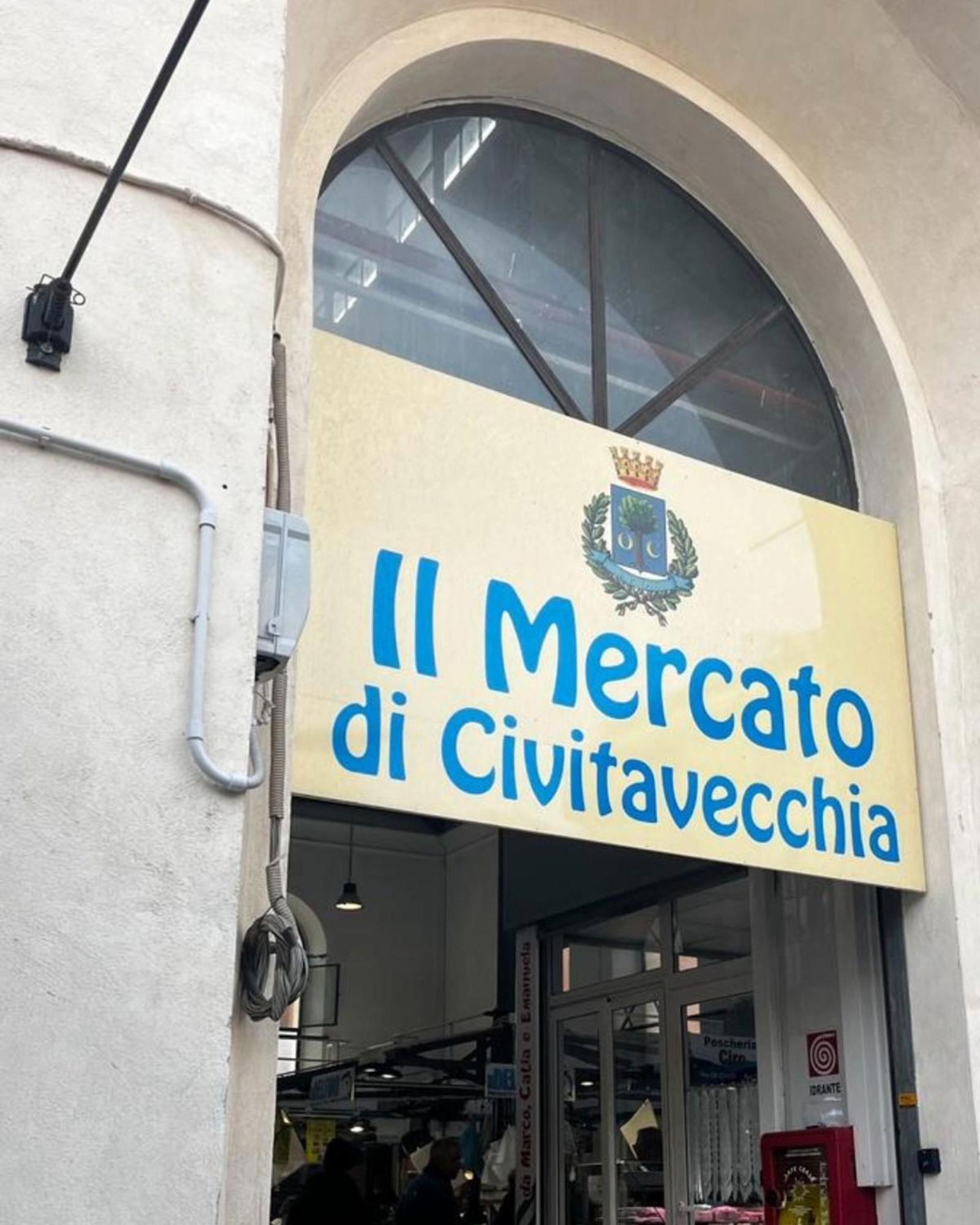 Old Town Nest In Civitavecchia Ngoại thất bức ảnh