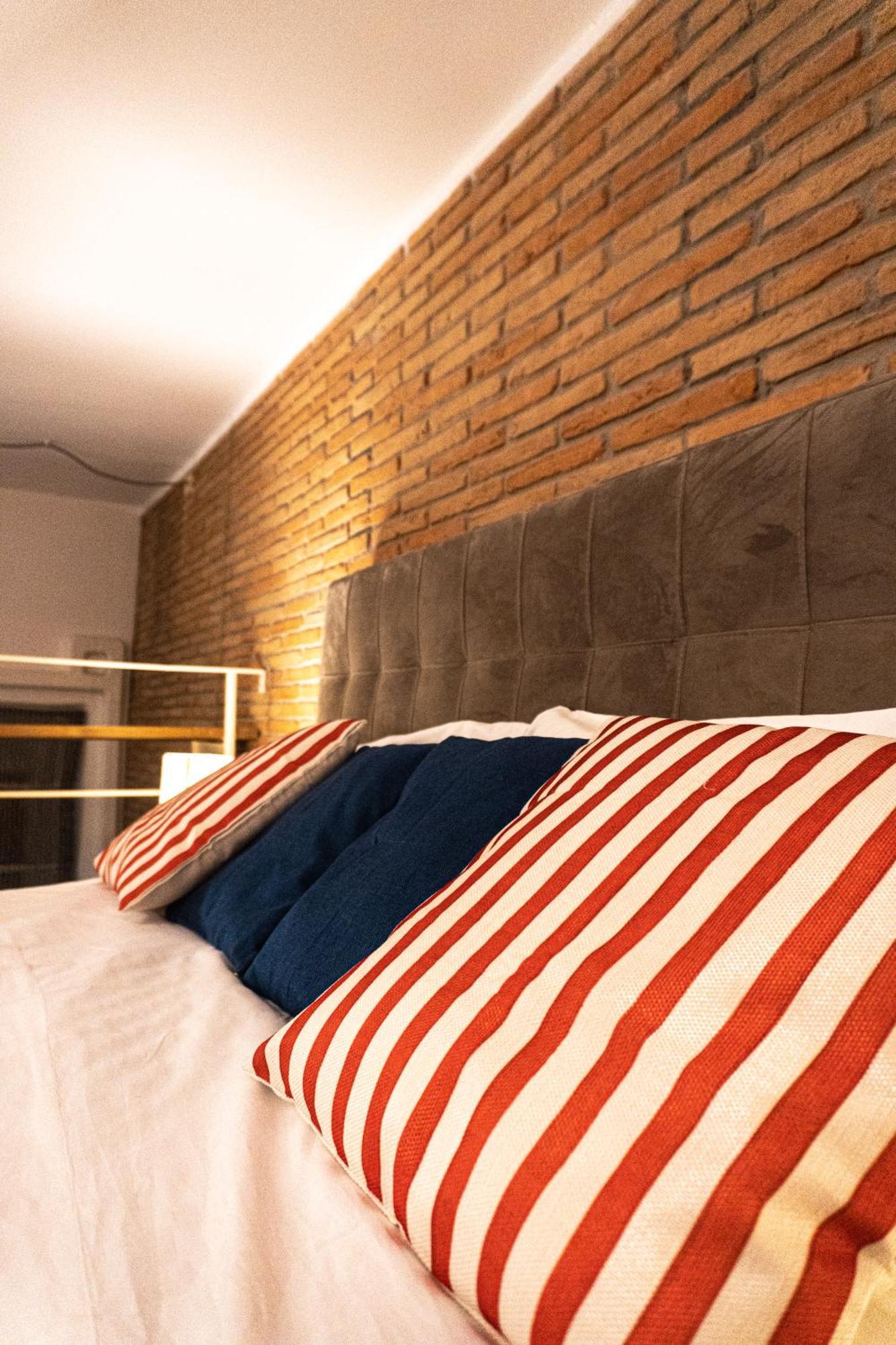 Old Town Nest In Civitavecchia Ngoại thất bức ảnh